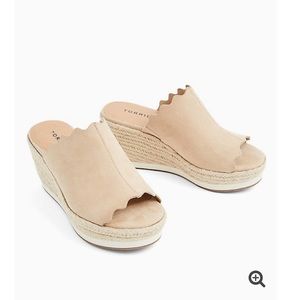 TAN FAUX SUEDE SCALLOPED ESPADRILLE WEDGE